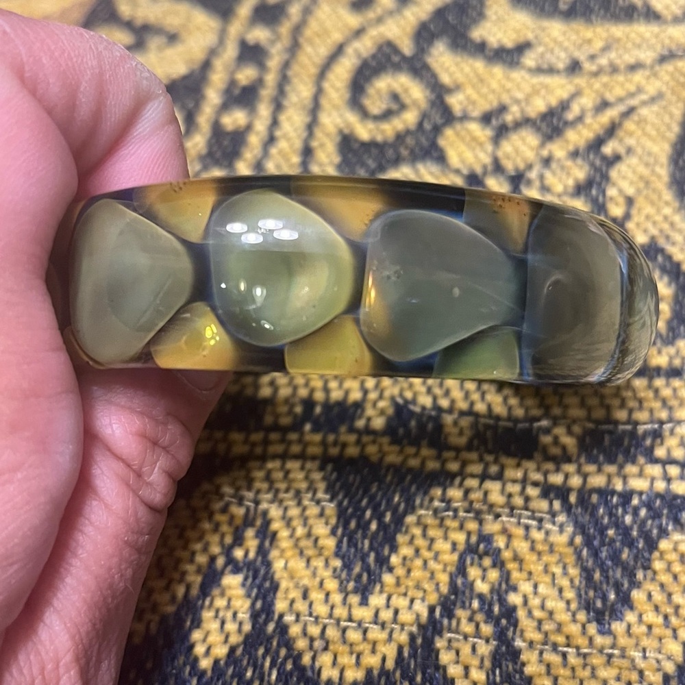 Kevin O’Grady glass bracelet
